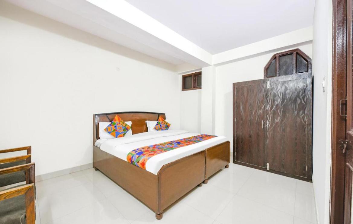 Hotel Gt International Tājganj Exterior photo